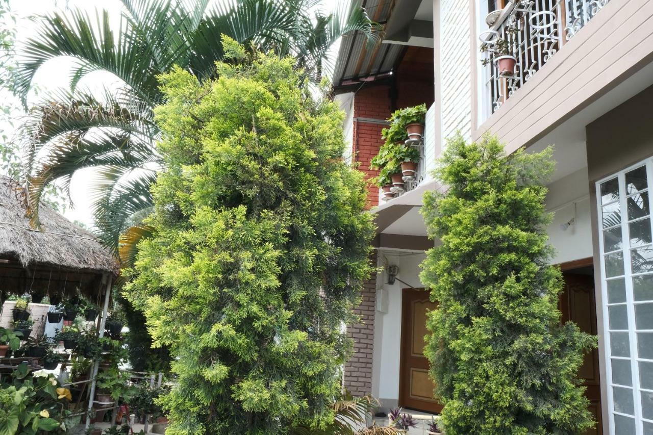 Magen Apartment Imphal Exterior foto